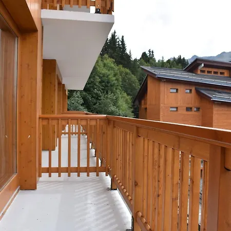 4 Pieces Pour 6 Pers, Parking Et Balcon A Meribel - Fr-1-180-652 *