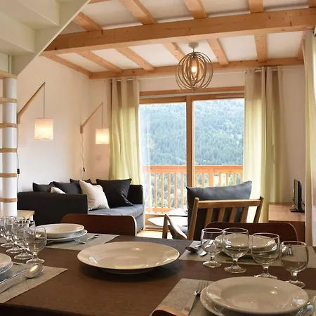 4 Pieces Pour 6 Pers, Parking Et Balcon A Meribel - Fr-1-180-652 *