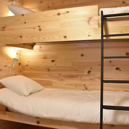 4 Pieces Pour 6 Pers, Parking Et Balcon A Meribel - Fr-1-180-652 *